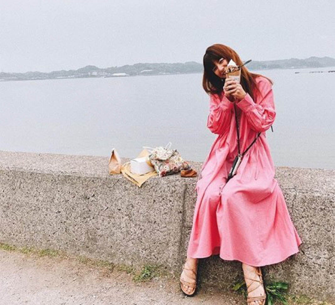 「最近ハマっているのはドーナツとコーヒー」