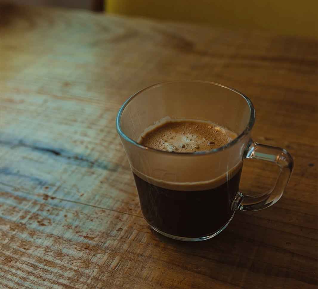 「お休みの午後はコーヒーでまったり過ごす」