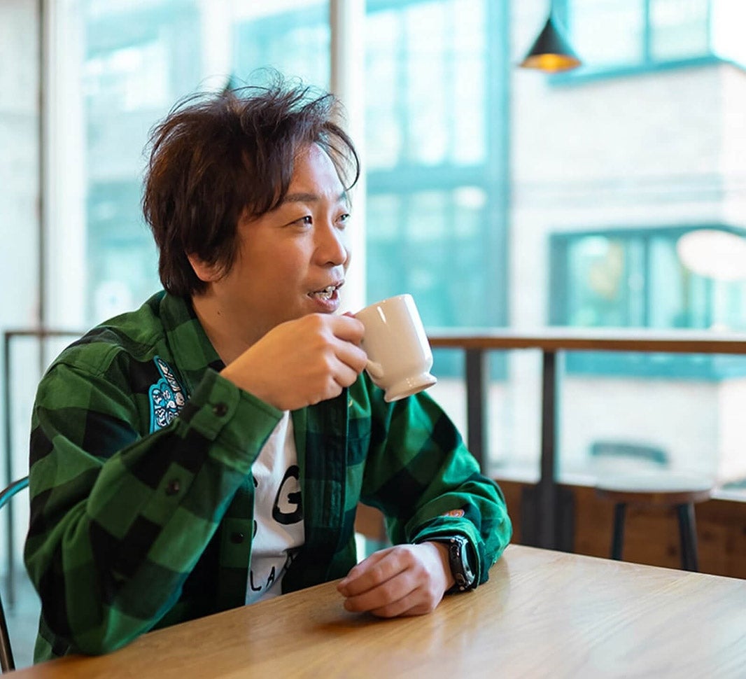 「キャッチコピーをつける感覚で、ものまねをする」