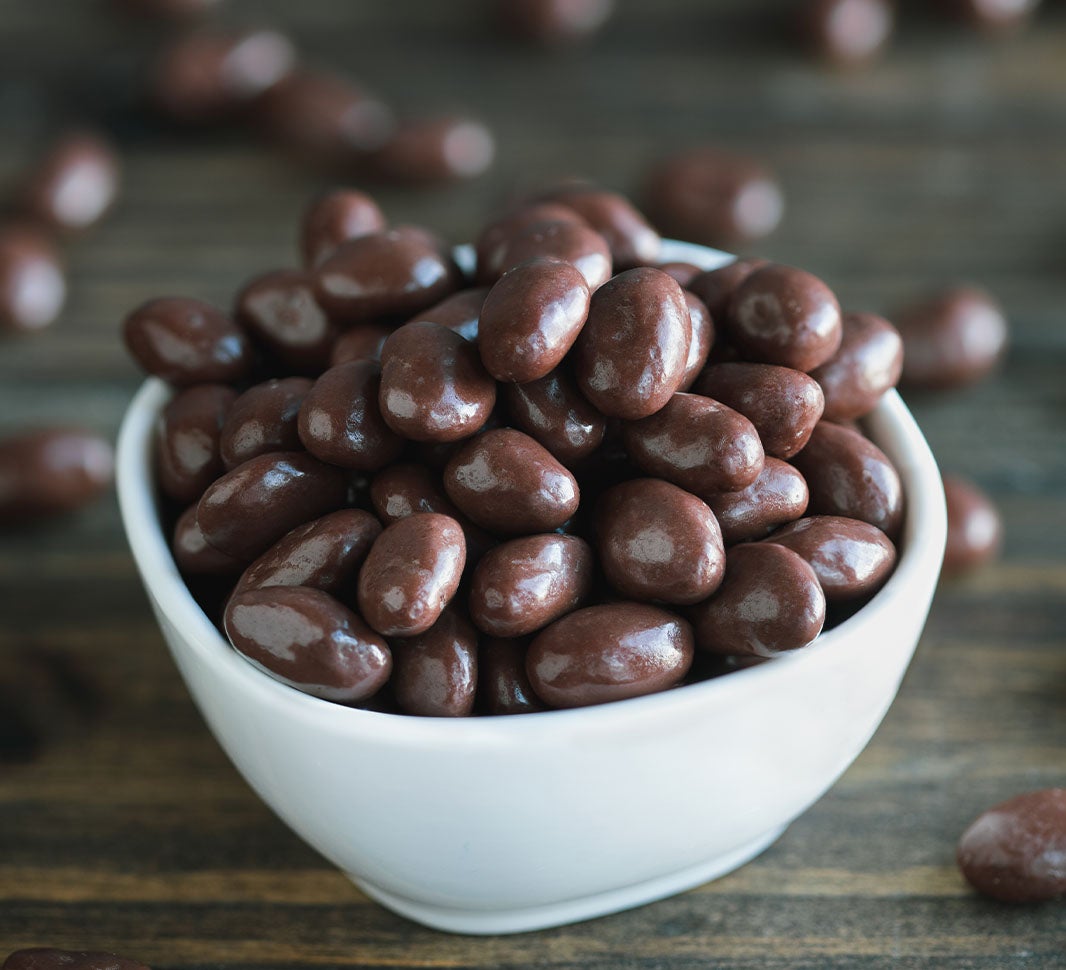 チョコでコーティングされたコーヒー豆