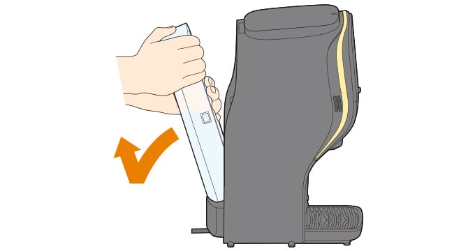 電源がオフになっていることを確認し、給水タンクを本体から完全に取り外す