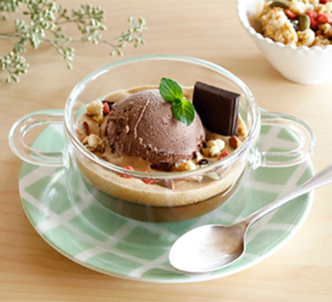 「バリスタ」で作るチョコアフォガート（316kcal）
