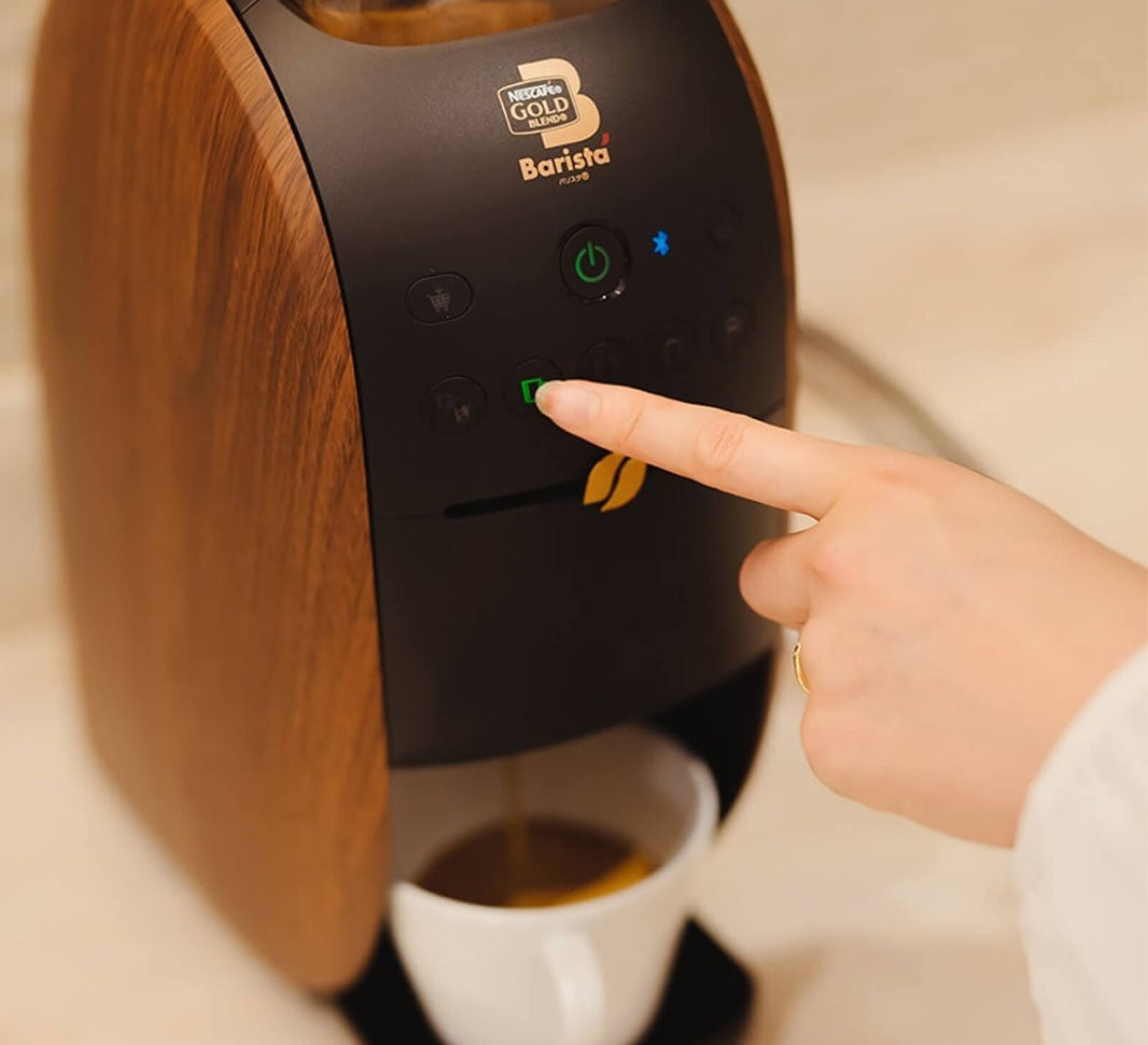 コーヒーは、学生時代から飲むようになりました。