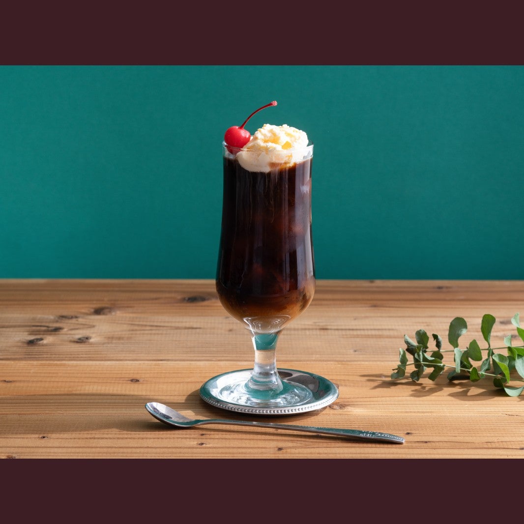 “ネスカフェ エスプレッソベース”でコーヒーフロート レシピ