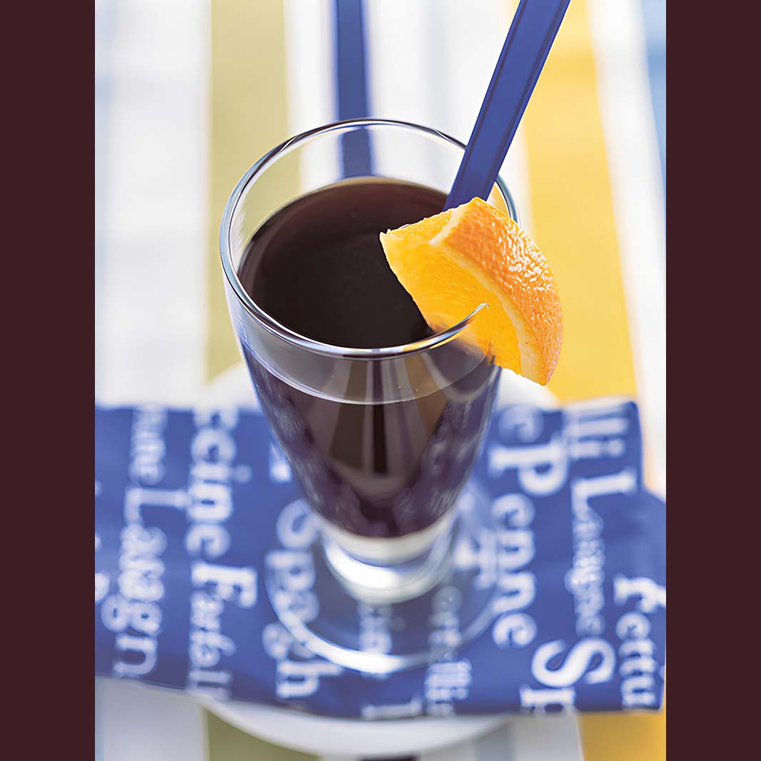 ミルキーカフェ（練乳入りコーヒー）