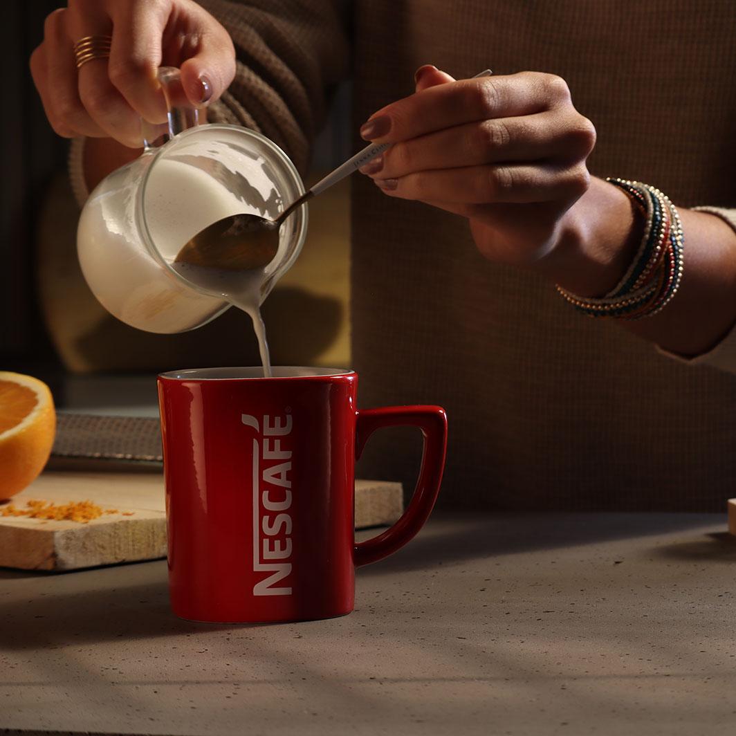 あらゆる種類のコーヒーカップ