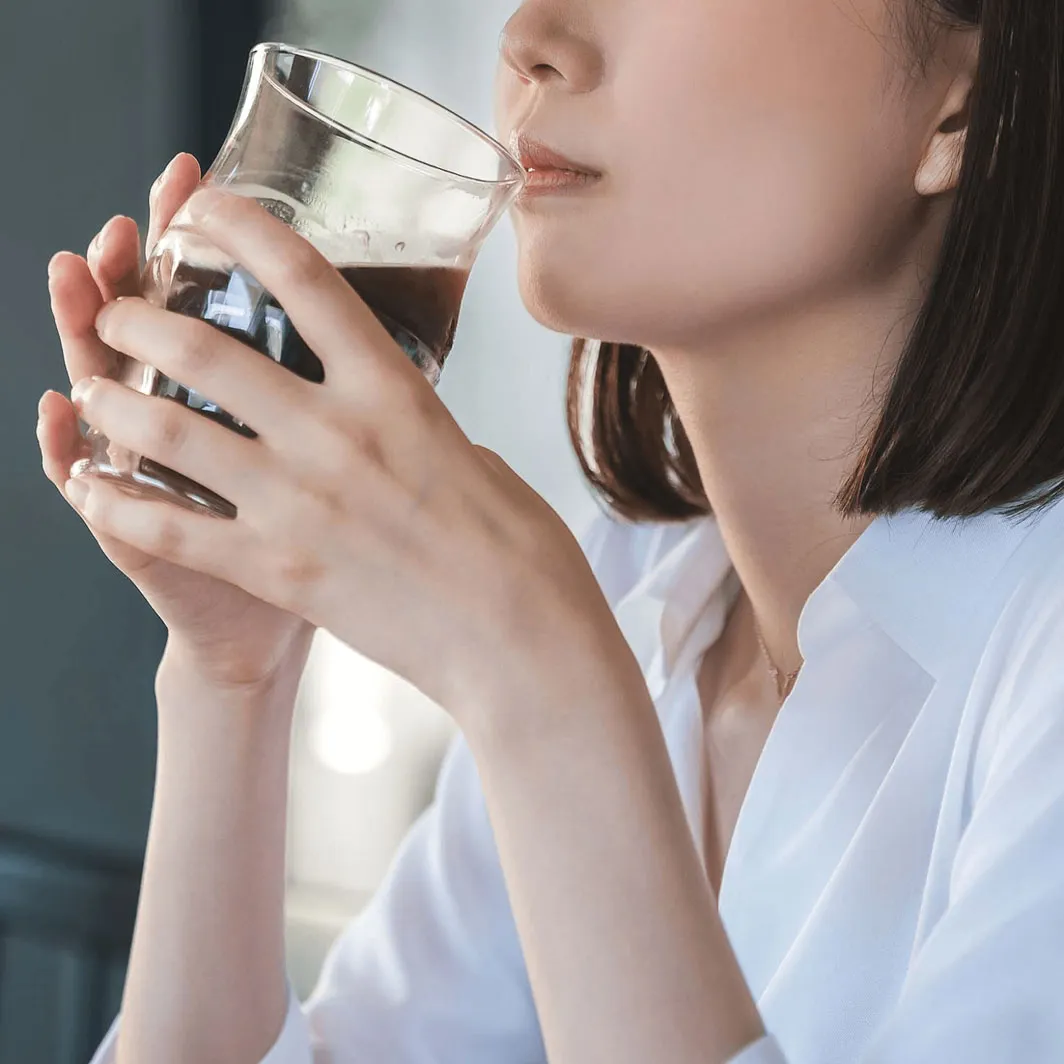 ネスカフェ アイスブレンド ボトルコーヒー」ブランド情報｜ネスカフェ