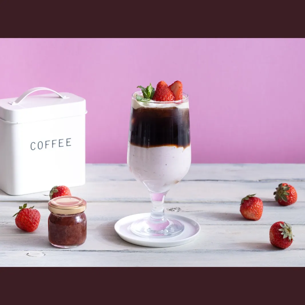 “ネスカフェ エスプレッソベース”でストロベリーチーズケーキコーヒー レシピ