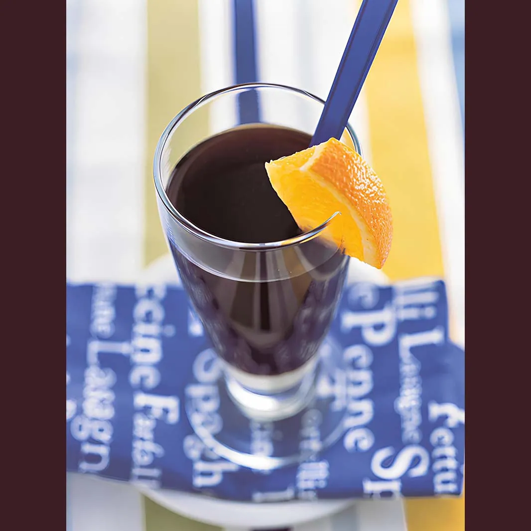 ミルキーカフェ（練乳入りコーヒー）