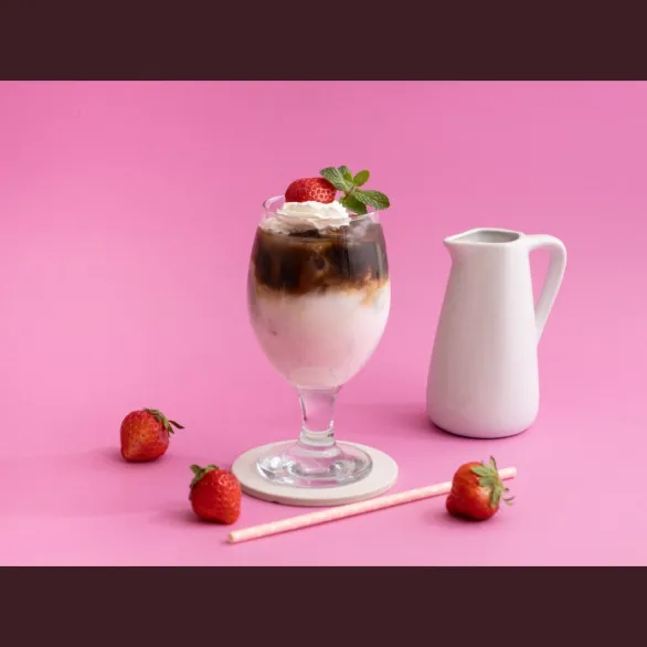 “ネスカフェ エスプレッソベース”で簡単！いちごミルクコーヒー レシピ