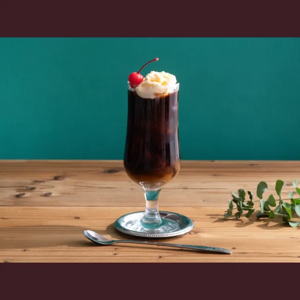 “ネスカフェ エスプレッソベース”でコーヒーフロート レシピ